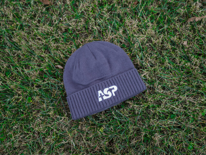 Knit Cuff Logo Beanie